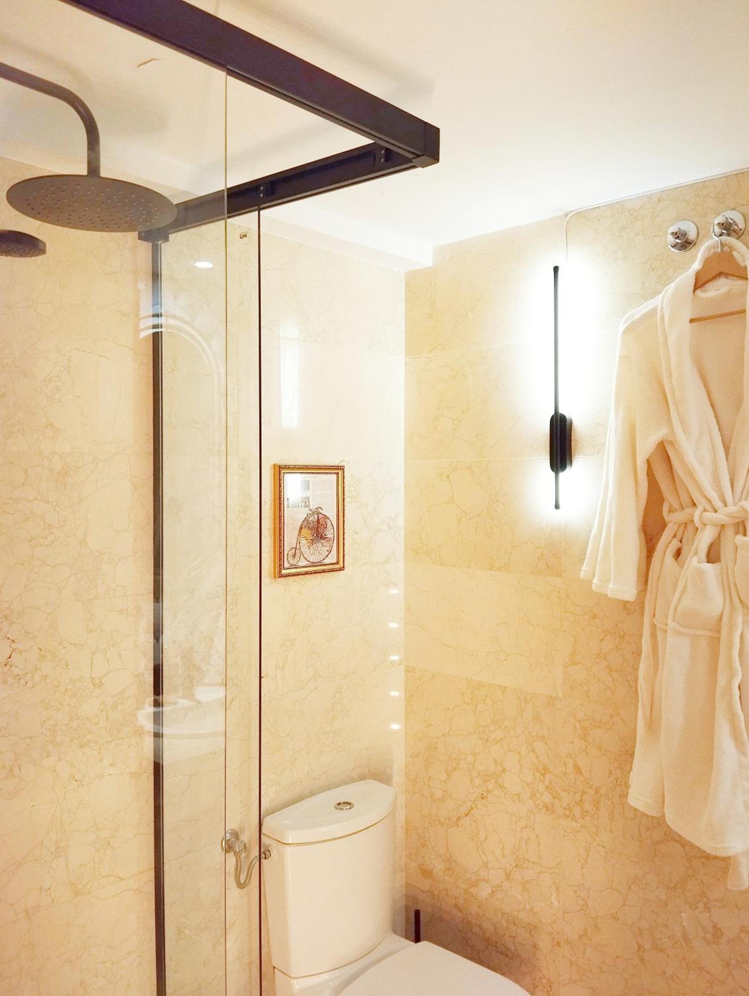 Fridda House Atocha Madrid Apartment ภายนอก รูปภาพ