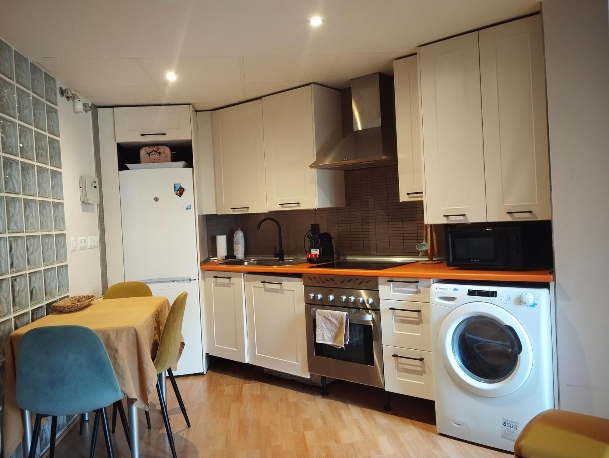 Fridda House Atocha Madrid Apartment ภายนอก รูปภาพ